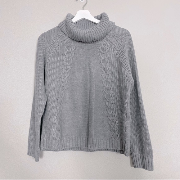 Chunky turtleneck sweater EUC - Picture 8 of 9